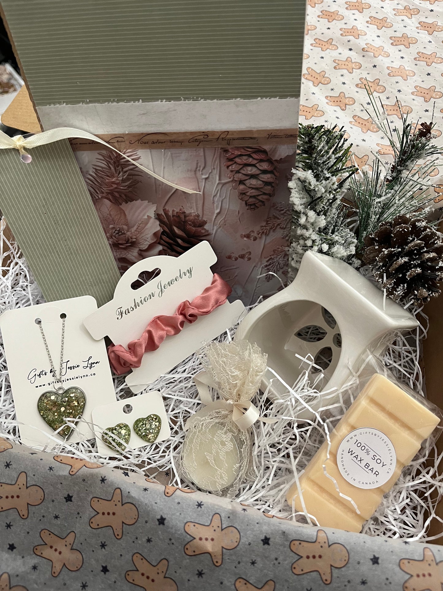 Handmade unique gift baskets made in Canada windsor Ontario Christmas gift unique gifts in Ontario