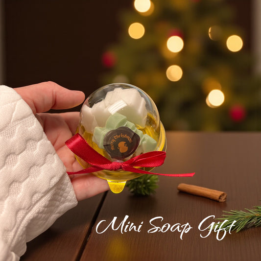 Single use Christmas shaped mini soap- Yule Tide Spice