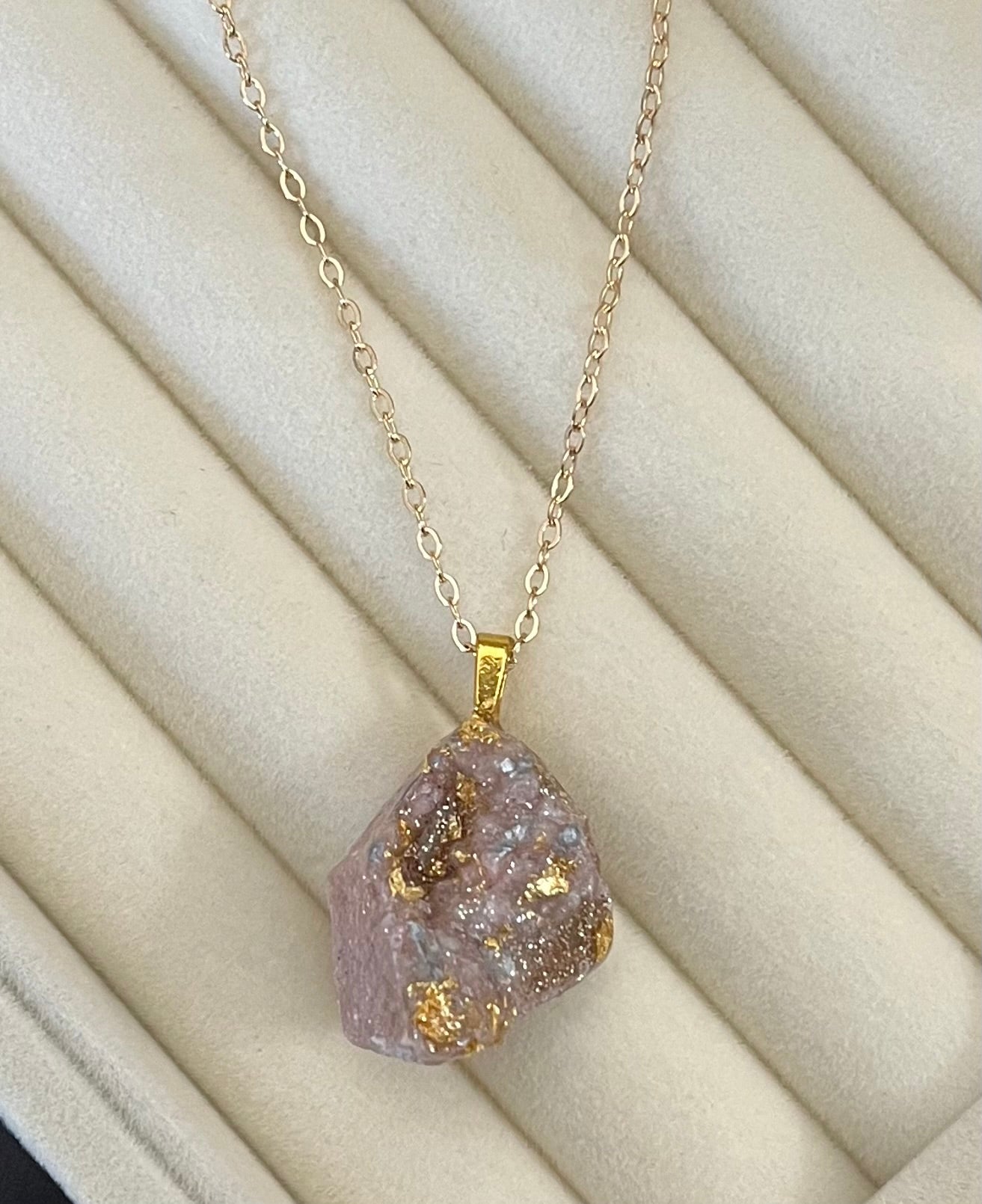 Druzy Gemstone Necklace - pinkish