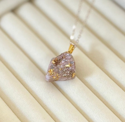 Druzy Gemstone Necklace - pinkish