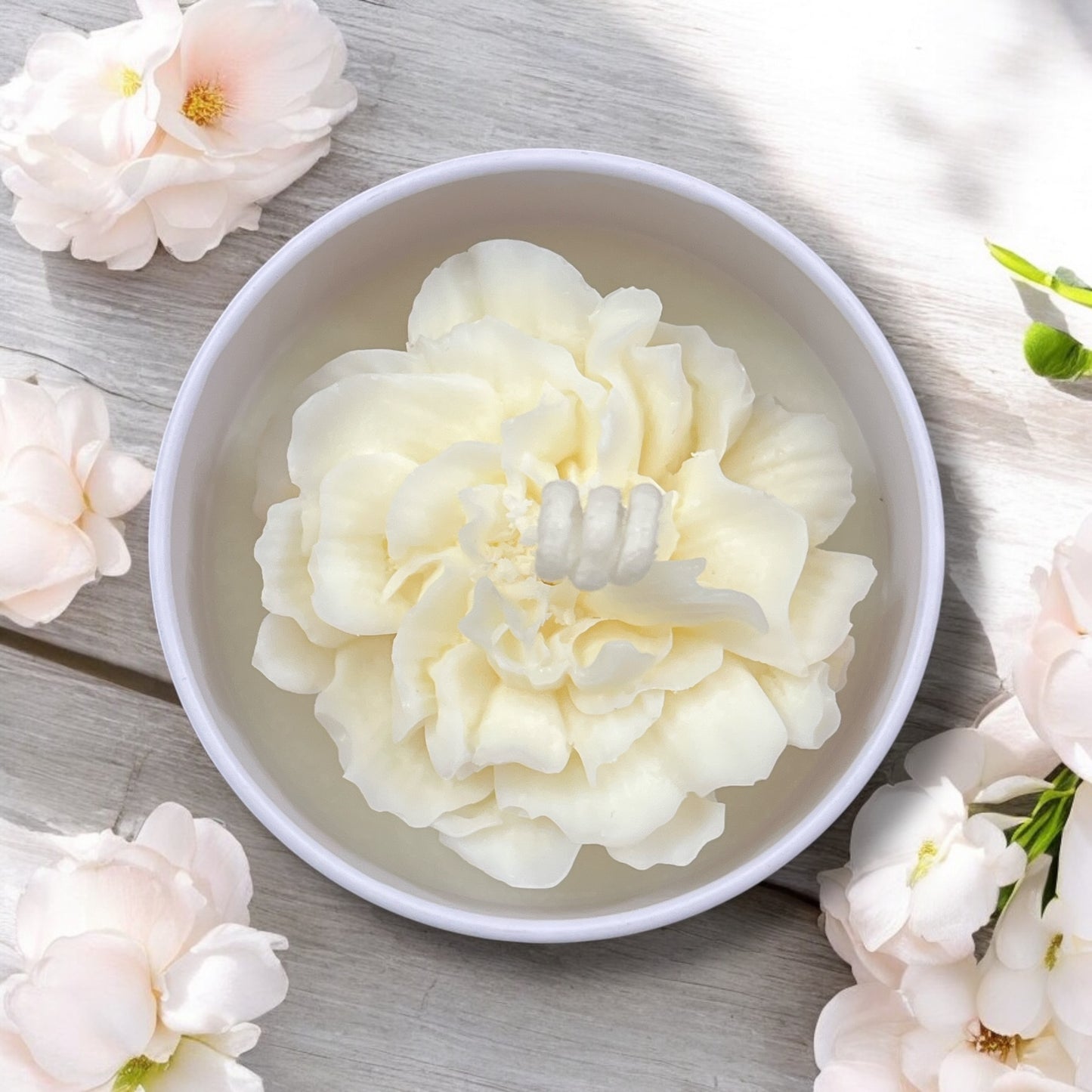 Soy Candle - Cream unscented flower 1pc