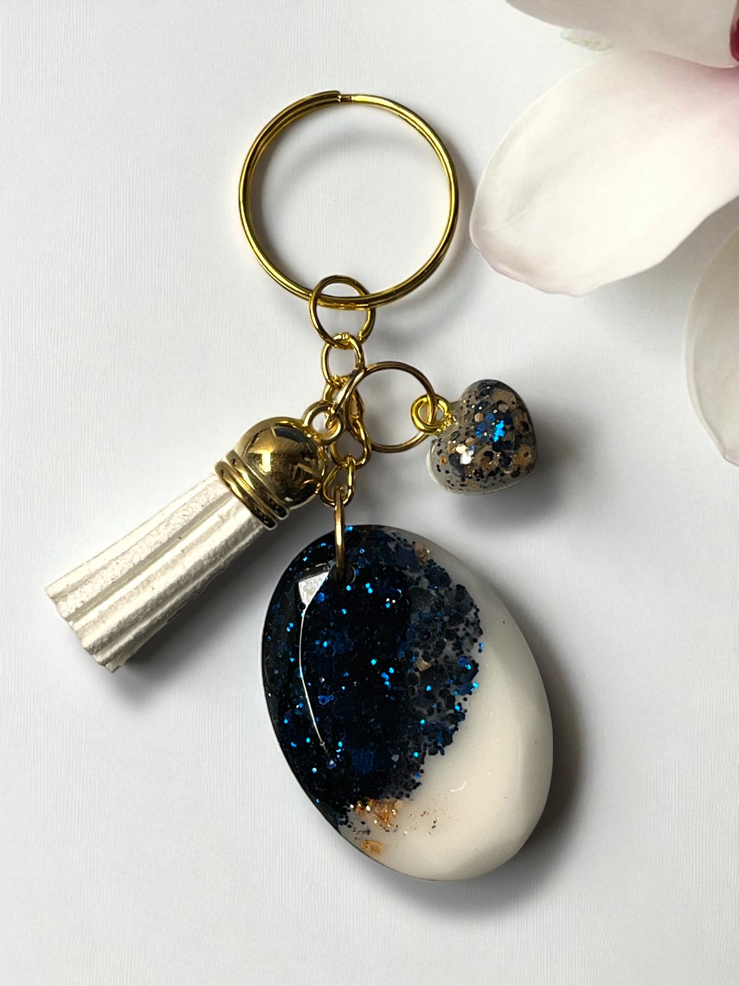 Keychain /planner hook/zipper pull- Navy & Gold Heart (ship)