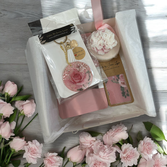 Gift Box - pink roses