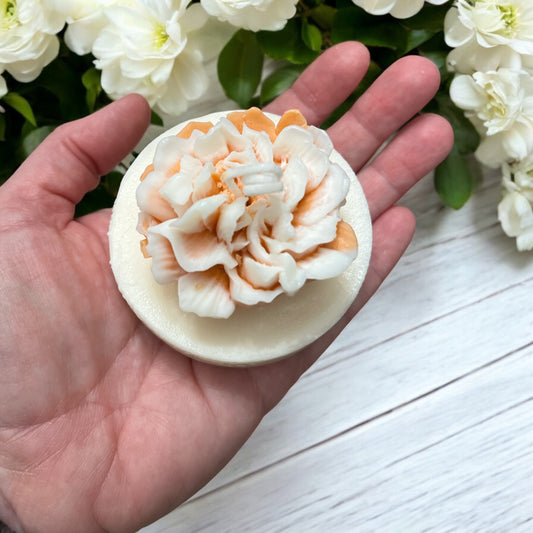 Flower candle - peachy wild rose