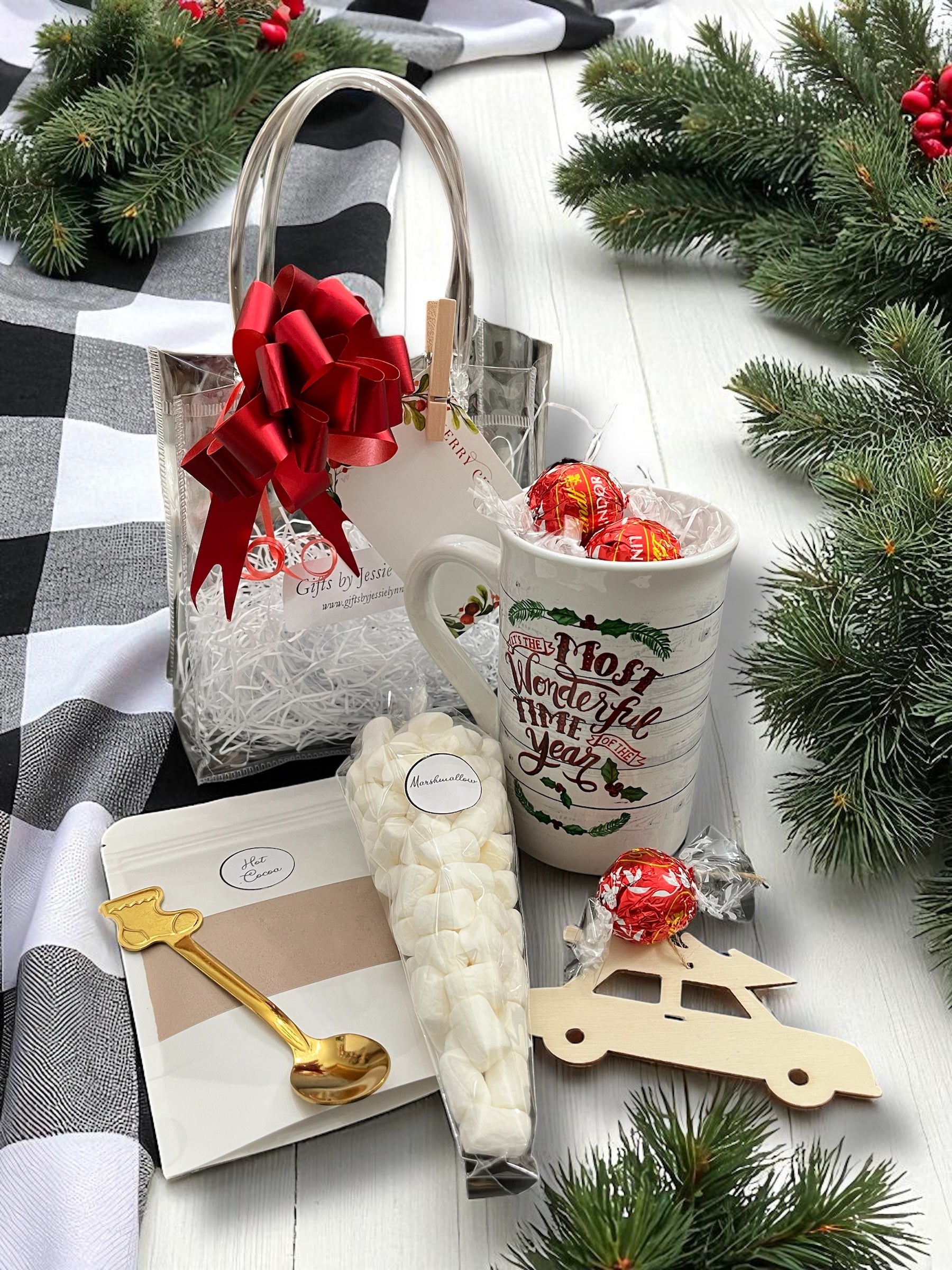 Holiday hug Christmas gift set made in Canada unique Christmas gift made in Windsor gift basket windsor Ontario Christmas gift baskets in windsor handmade gifts in windsor made in Canada 