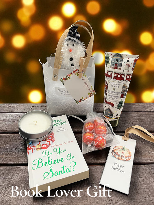 Holiday hug Christmas gift set made in Canada unique Christmas gift made in Windsor gift basket windsor Ontario Christmas gift baskets in windsor handmade gifts in windsor made in Canada book lover Christmas gift 