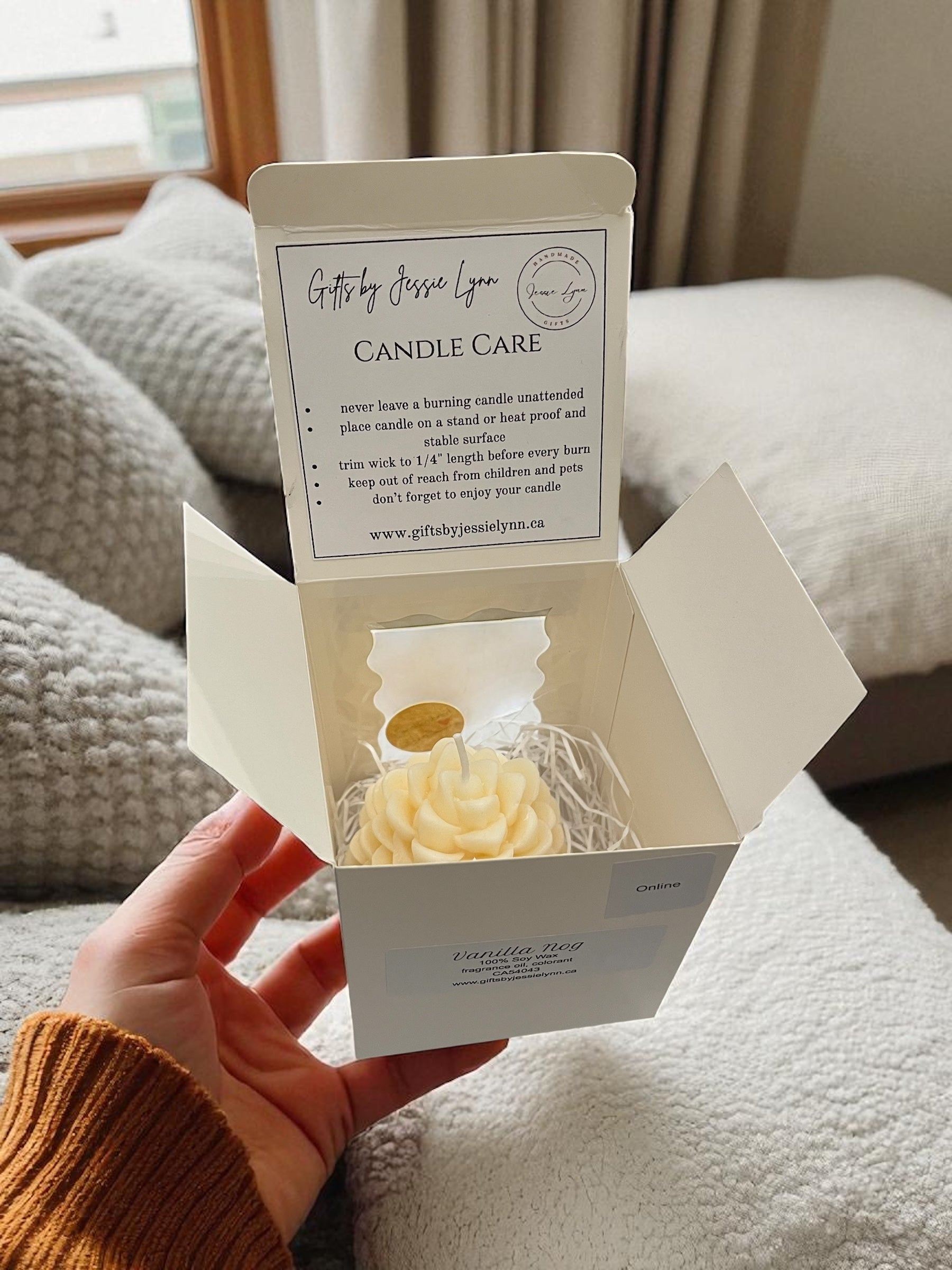 Handmade candle made in Canada windsor Ontario Christmas gift unique gifts in Ontario 