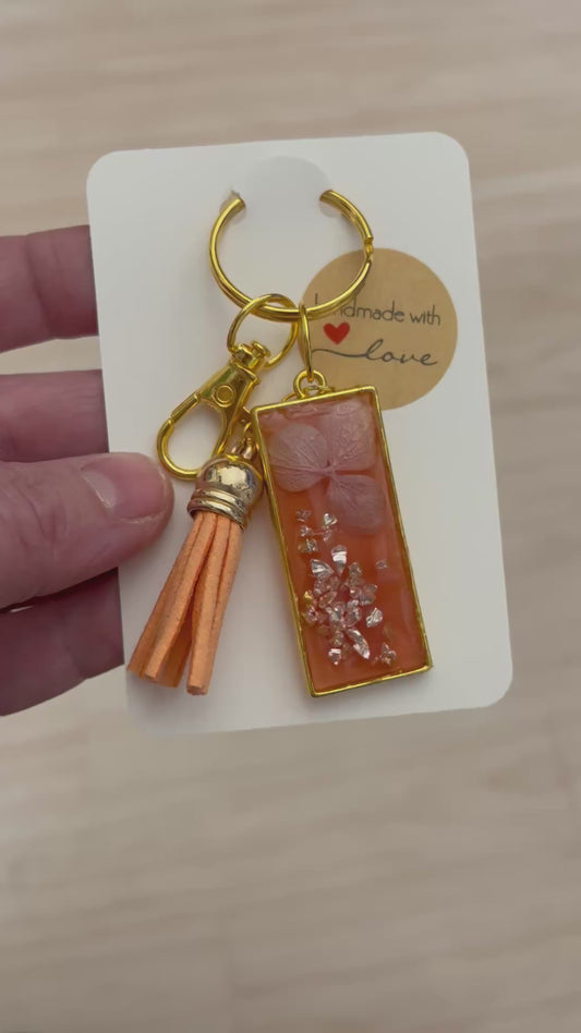 Keychain - hydrangeas peach